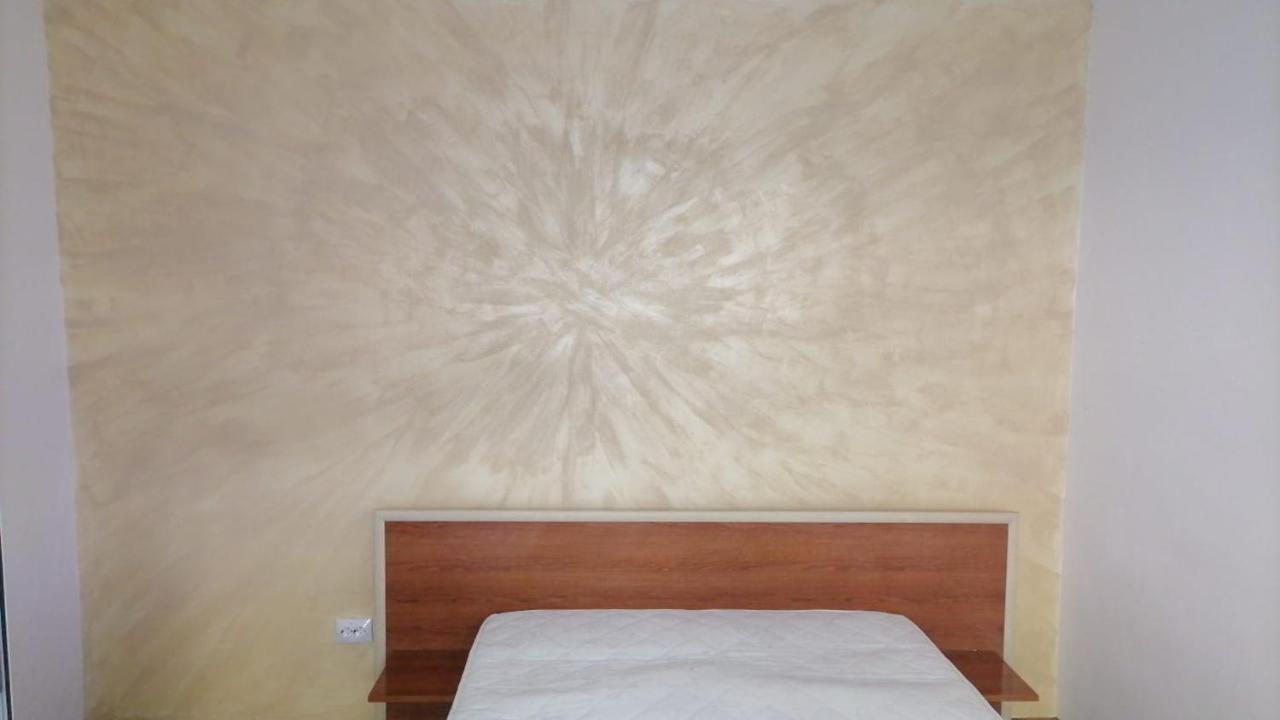 Andi 1-Apartament 2 Camere Байле Херкулане Екстериор снимка